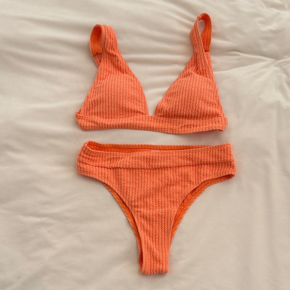 NWOT Orange Ribbed Bikini Set Size Medium